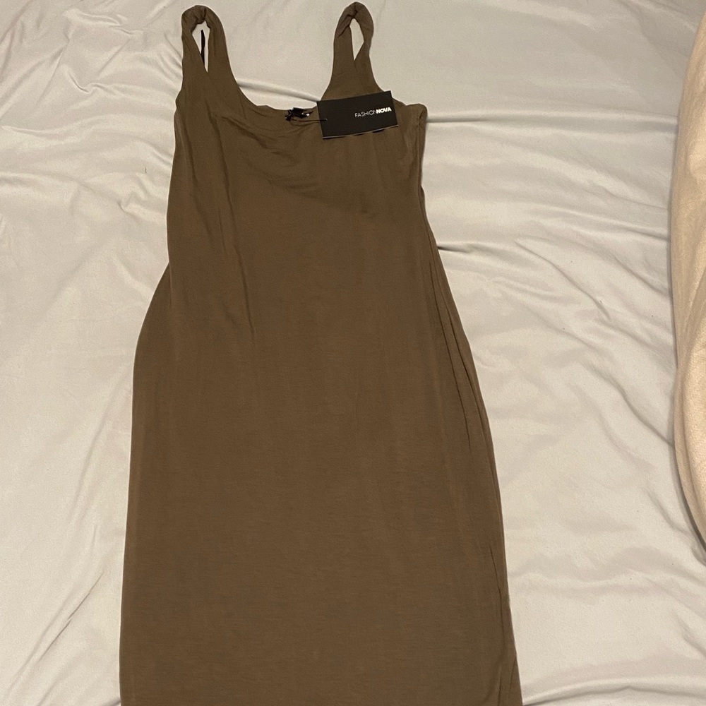 Brand new, never wore , tags still attached!